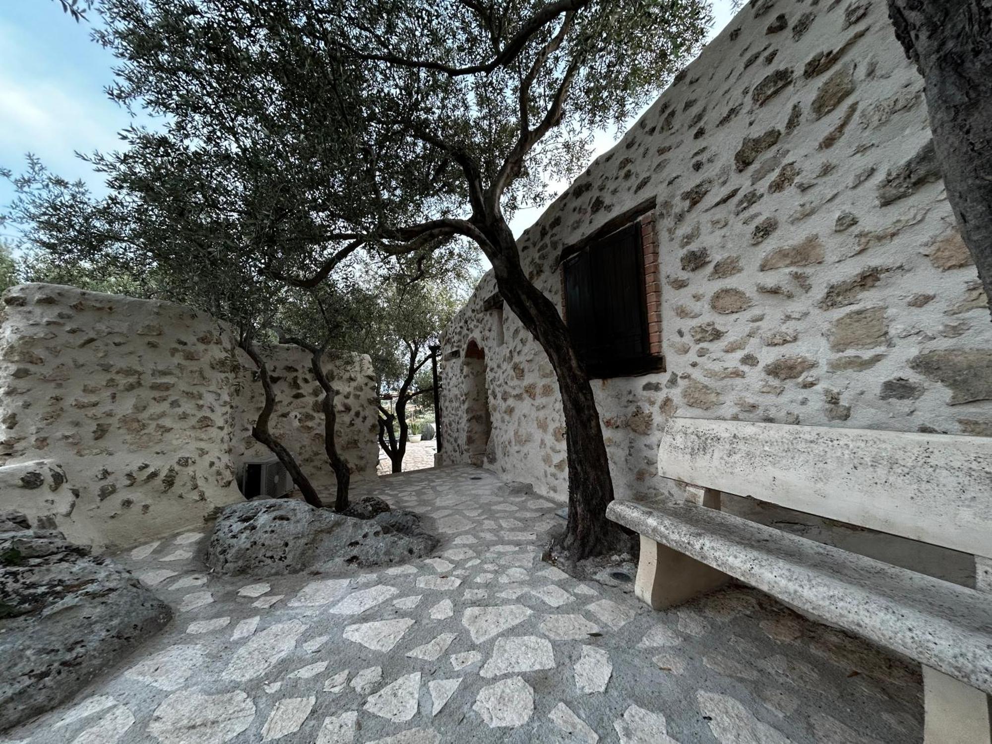 Roba Degli Ulivi Bed & Breakfast Agrigento Exterior photo